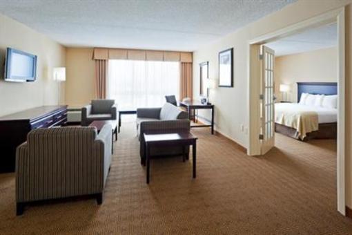фото отеля Holiday Inn South Plainfield - Piscataway