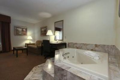 фото отеля BEST WESTERN Tarboro Hotel