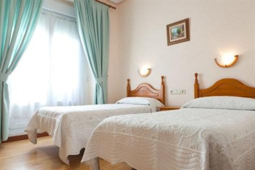 фото отеля Hostal Zamora