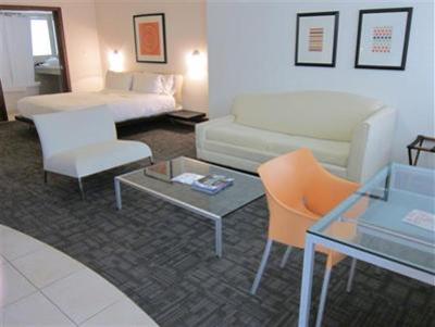 фото отеля Mimi Vacation Rentals