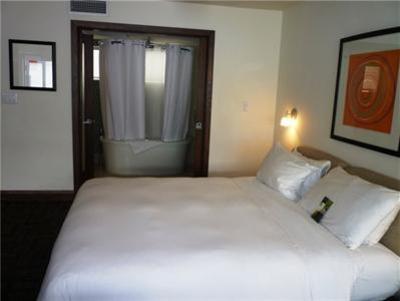 фото отеля Mimi Vacation Rentals