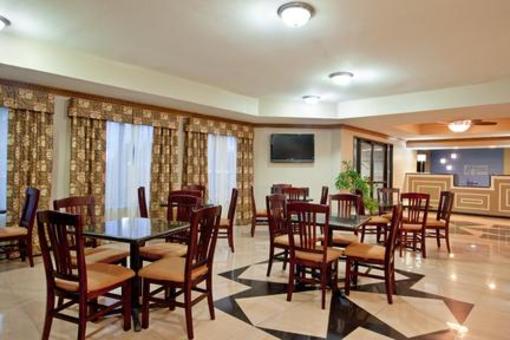 фото отеля Holiday Inn Express Three Rivers