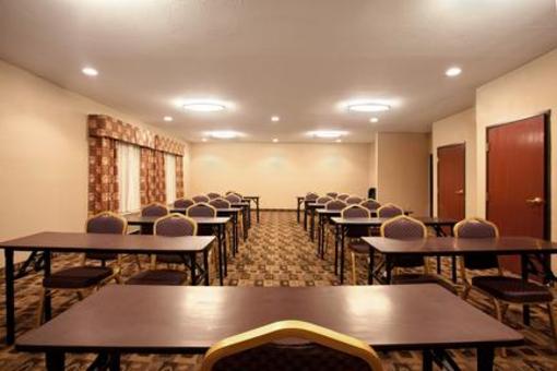 фото отеля Holiday Inn Express Three Rivers