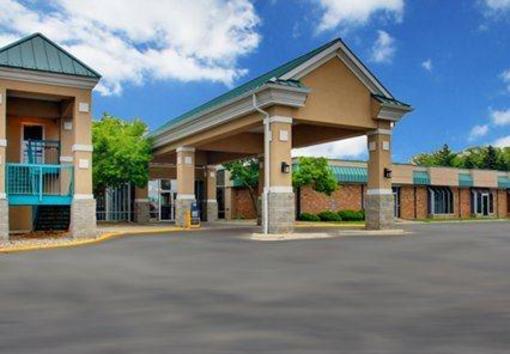 фото отеля Clarion Inn University Plaza