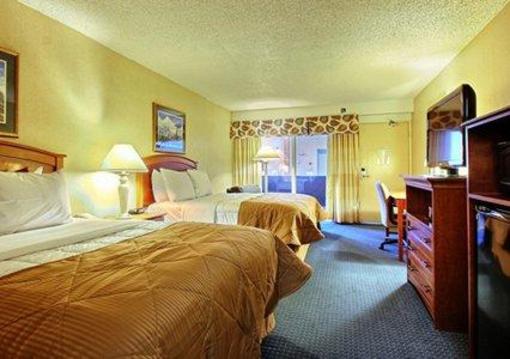 фото отеля Clarion Inn University Plaza