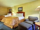 фото отеля Clarion Inn University Plaza