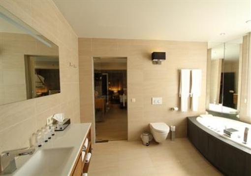 фото отеля Vacantiecentrum Neutralia Hotel Ostend
