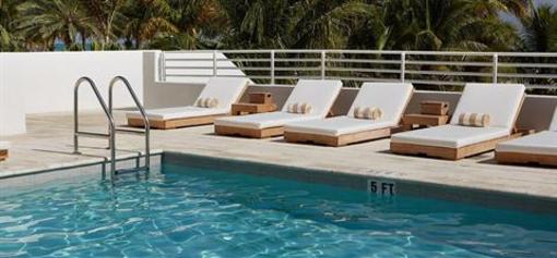 фото отеля The James Royal Palm
