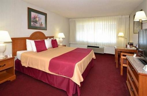фото отеля BEST WESTERN Canoga Park Motor Inn