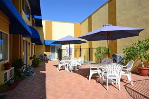 фото отеля BEST WESTERN Canoga Park Motor Inn