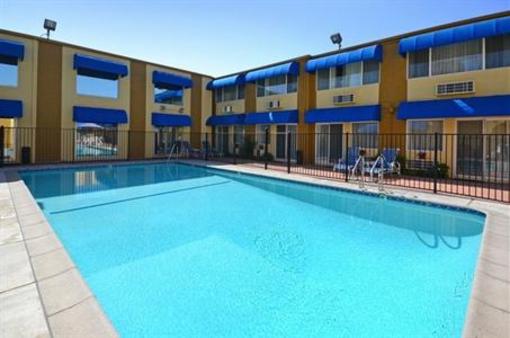 фото отеля BEST WESTERN Canoga Park Motor Inn