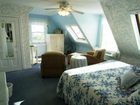 фото отеля The Sandpiper Inn