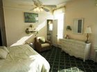 фото отеля The Sandpiper Inn
