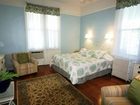 фото отеля The Sandpiper Inn