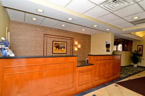 фото отеля BEST WESTERN PLUS Galleria Inn & Suites