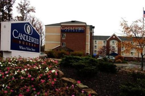 фото отеля Candlewood Suites Cleveland North Olmstead