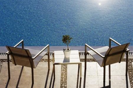 фото отеля Bill & Coo Suites & Lounge