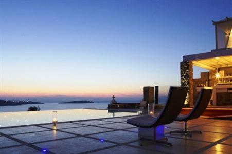 фото отеля Bill & Coo Suites & Lounge