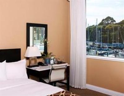 фото отеля Waters Edge Hotel Tiburon