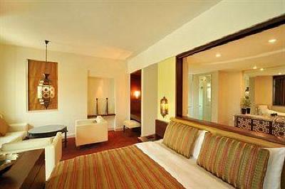 фото отеля Al Manzil Hotel