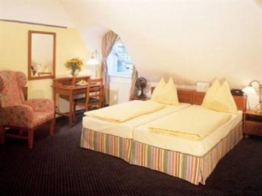 фото отеля Austrotel Hotel Salzburg