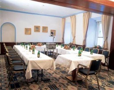 фото отеля Austrotel Hotel Salzburg