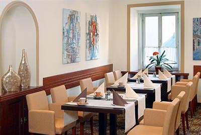 фото отеля Austrotel Hotel Salzburg