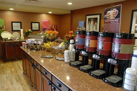 фото отеля Hampton Inn & Suites by Hilton Moncton