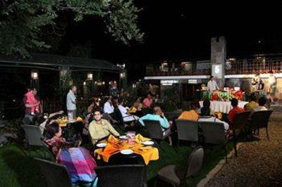 фото отеля Shervani Hilltop - Nainital