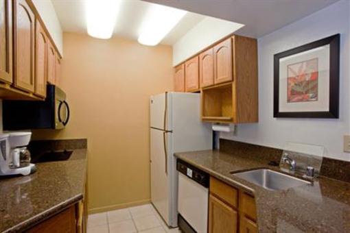 фото отеля Staybridge Suites Chatsworth