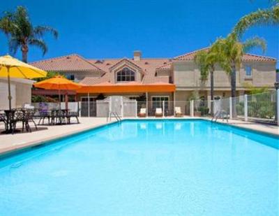 фото отеля Staybridge Suites Chatsworth