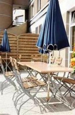 фото отеля Hotel Kyriad Mlv Torcy