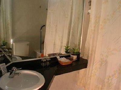 фото отеля Bat Dat Hotel