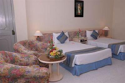 фото отеля Bat Dat Hotel
