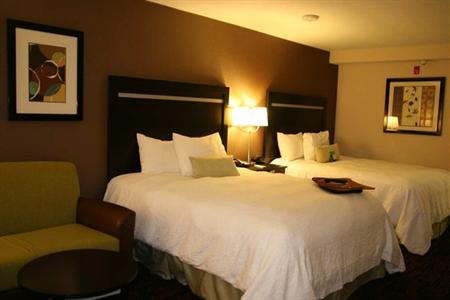 фото отеля Hampton Inn Jericho Westbury
