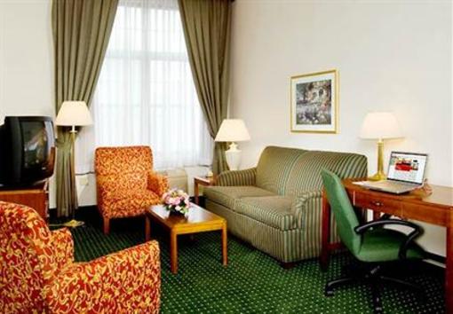 фото отеля Residence Inn New Rochelle