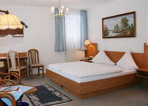 фото отеля Hotel Am Wald Marktredwitz