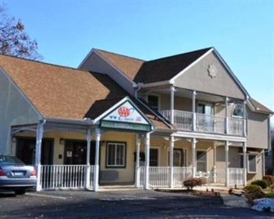 фото отеля Red Carpet Inn and Suites Cheshire