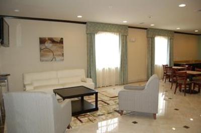 фото отеля Grand Inn & Suites