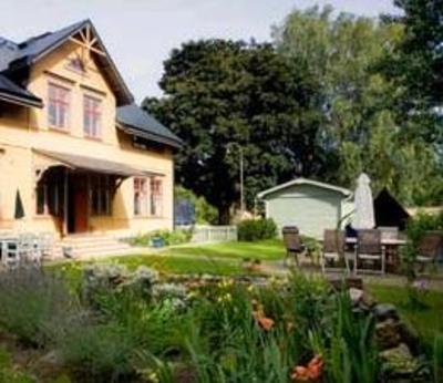 фото отеля Vastra Station Hotell Bed & Breakfast