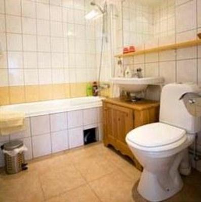 фото отеля Vastra Station Hotell Bed & Breakfast
