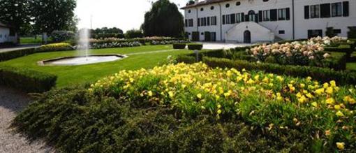 фото отеля Borgo Dei Conti Della Torre Hotel Morsano al Tagliamento