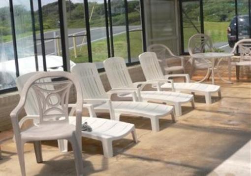 фото отеля Whaler Inn Beach Club