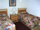 фото отеля Whaler Inn Beach Club