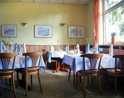 фото отеля Hotel And Restaurant Gartenstadt Erfurt