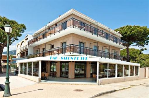 фото отеля Hotel Bellevue Cavalaire-sur-Mer