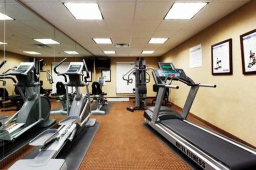 фото отеля Holiday Inn Express Hotel & Suites Ozona