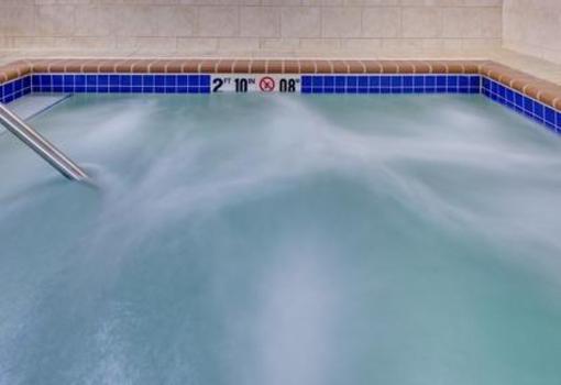 фото отеля Holiday Inn Express Jamestown