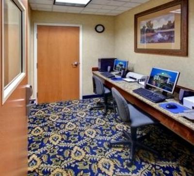 фото отеля Holiday Inn Express Jamestown