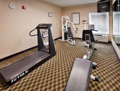 фото отеля Holiday Inn Express Lansing - Leavenworth